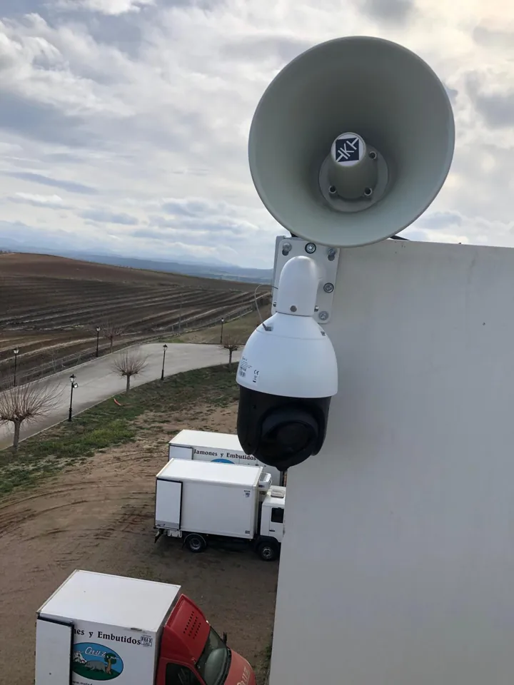 Camera and loudspeaker on an outdoor mount